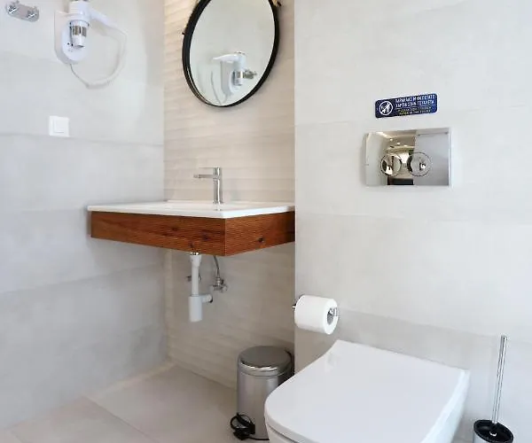 Onar Ouranoupolis 招待所 4*